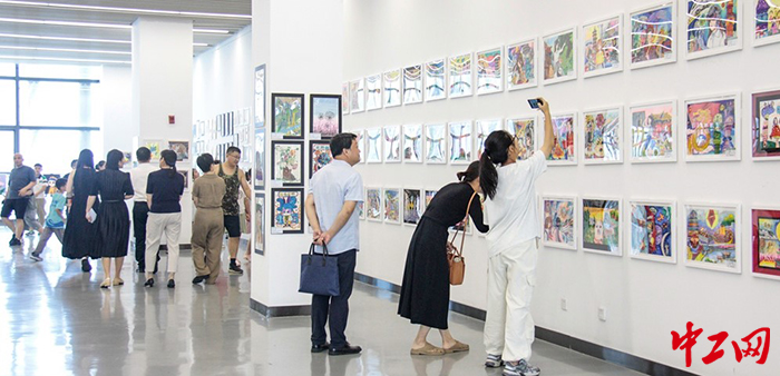 淄博舉辦全市青少年書畫展，承辦展覽展示活動成效顯著